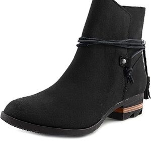 Sorel Farah Short Boot - Black